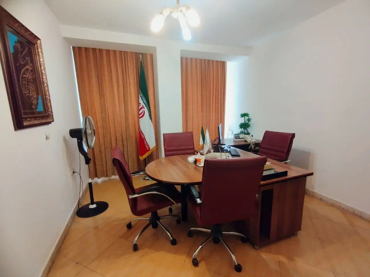 اجاره ساعتی اتاق کار|اجارهٔ کوتاه‌مدت دفتر کار و فضای آموزشی|کرج, برغان|دیوار