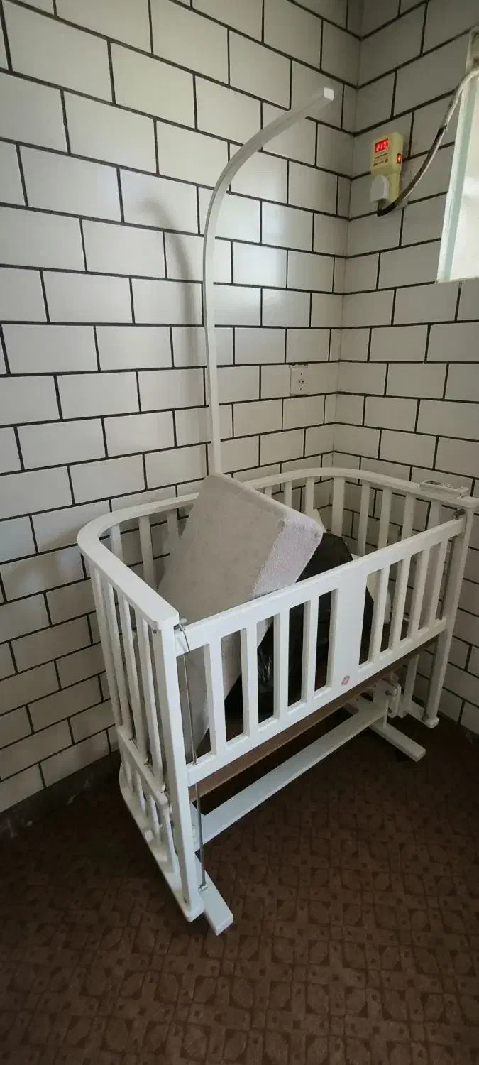 گهواره کودک|تخت و صندلی بچه|بهبهان, |دیوار