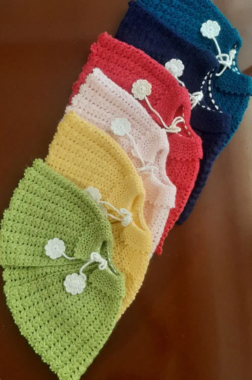 ست لباس نوزاد شنل کودک قلاب بافی ترک دست بافت خاص|کفش و لباس بچه|مشهد, دانشجو|دیوار