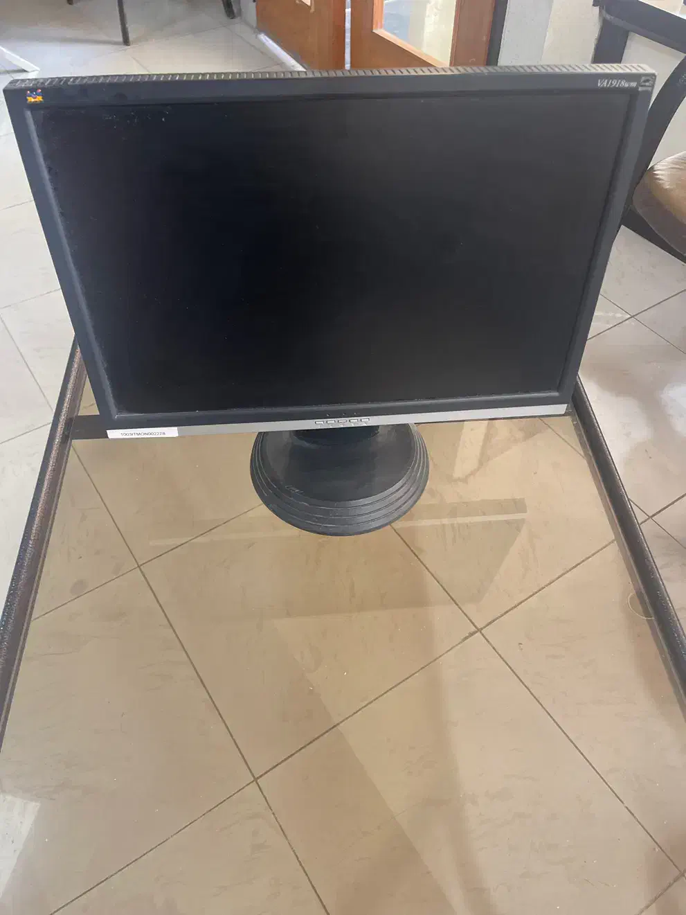 مانتور ۱۹ اینچ درحد|قطعات و لوازم جانبی رایانه|اصفهان, درب کوشک|دیوار