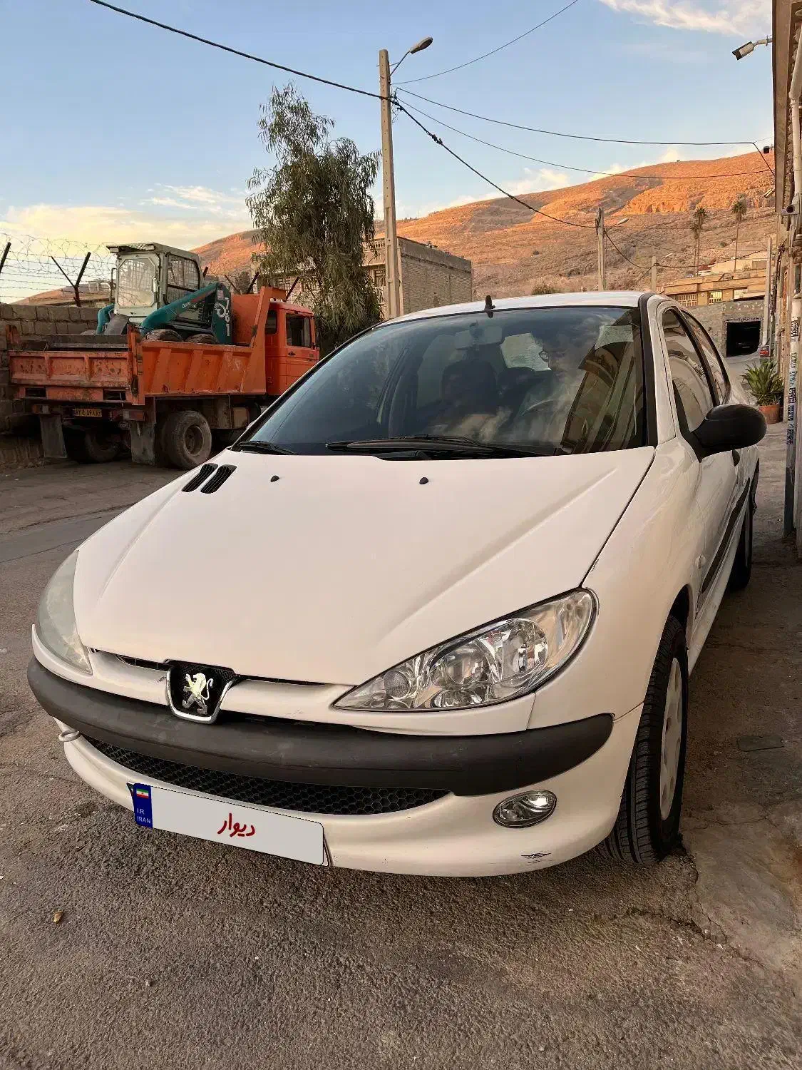 206 sd|خودرو سواری و وانت|شیراز, بازار|دیوار