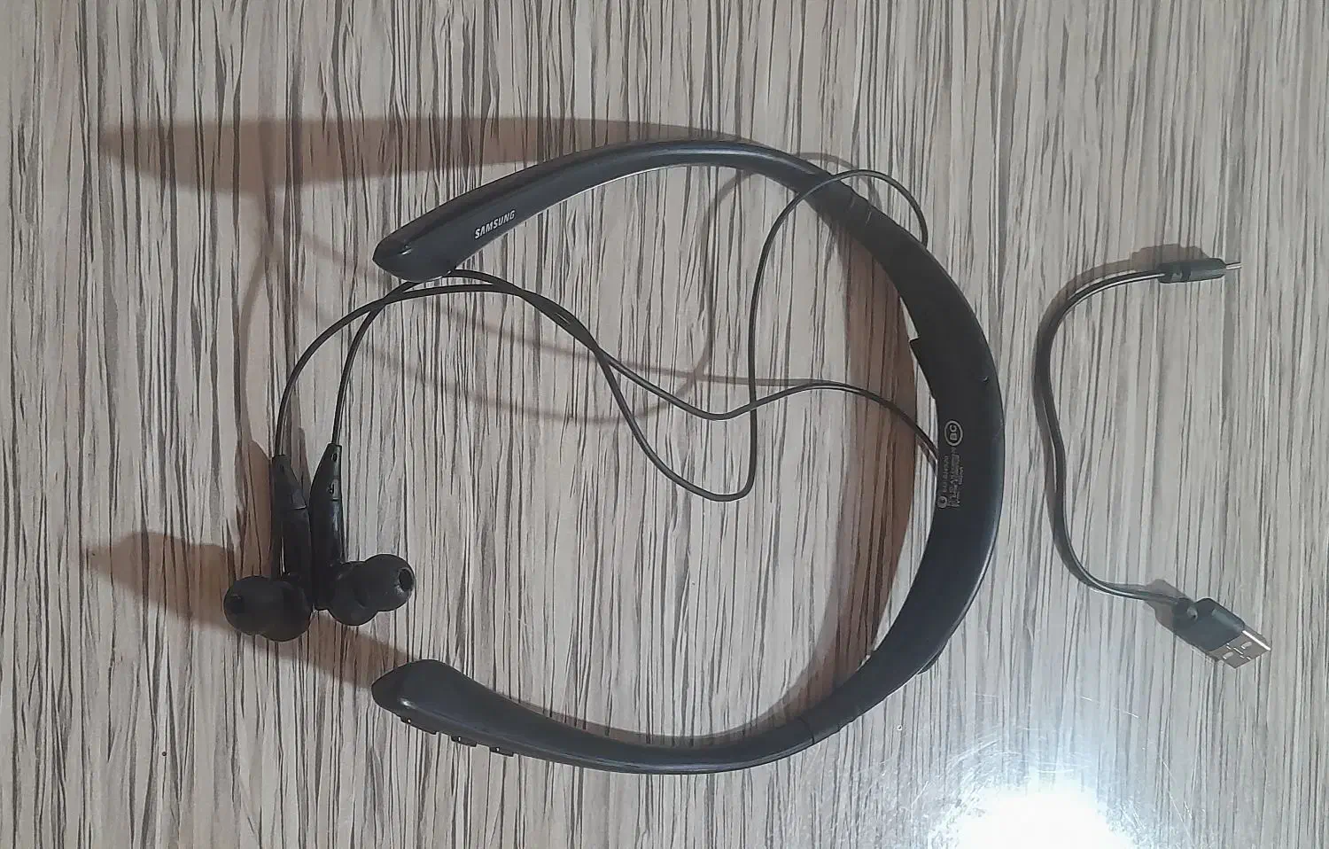 هندزفری گردنی بلوتوثی level u pro|لوازم جانبی موبایل و تبلت|مشهد, چهنو|دیوار