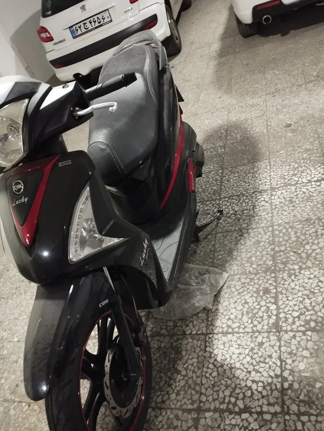 لاکی 180 اسکوتری|موتورسیکلت|تهران, فردوسی|دیوار