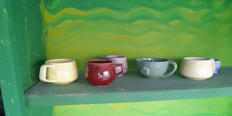 فروش ظروف سرامیکی دست ساز|صنایع دستی و سایر لوازم تزئینی|نجف‌آباد, امیرآباد|دیوار