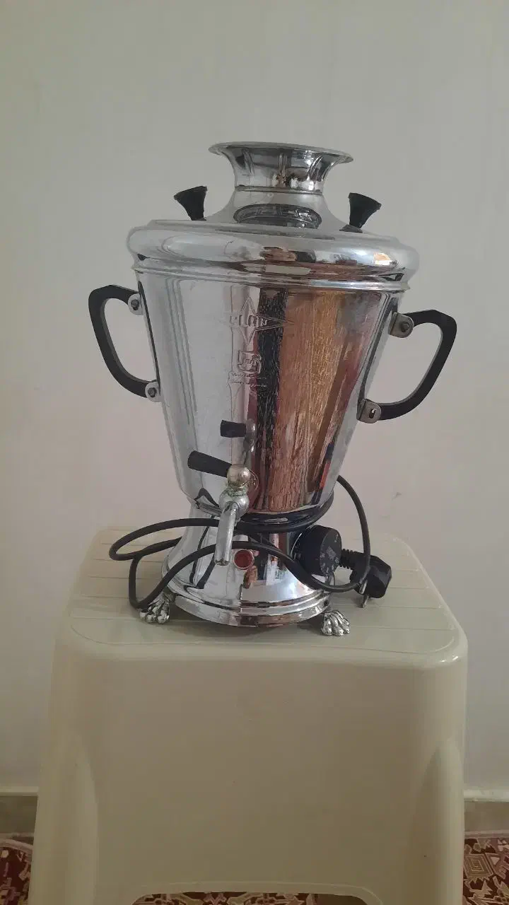 سماور برقی قدیمی مارک معروف پلان۱۰۰۰وات سالم|سماور، چای‌ساز، قهوه‌ساز|ورامین, ورامین|دیوار