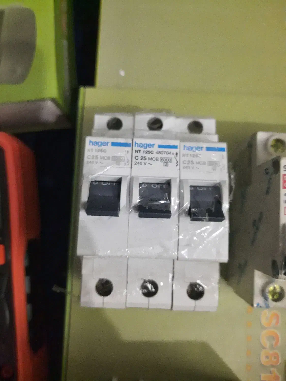 فیوز مینیاتوری و فیوز محافظ جان|ابزارآلات|کازرون, |دیوار