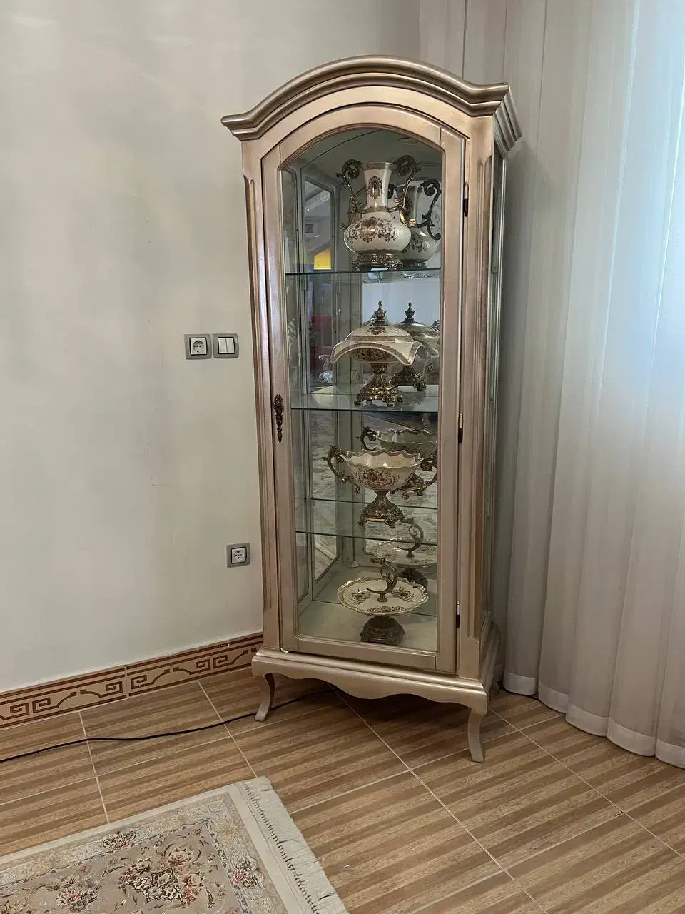 بوفه چوب راش|بوفه، ویترین، کنسول|تاکستان, |دیوار