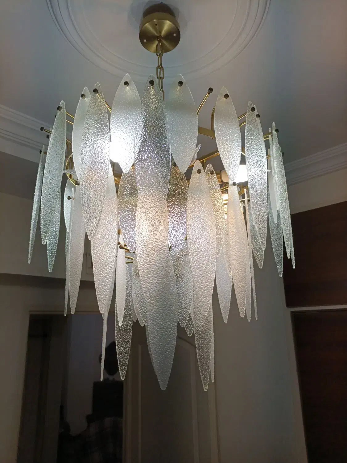 لوستر طرح برگ|لوستر و چراغ آویز|تهران, شهرک فردوس (حسینی)|دیوار