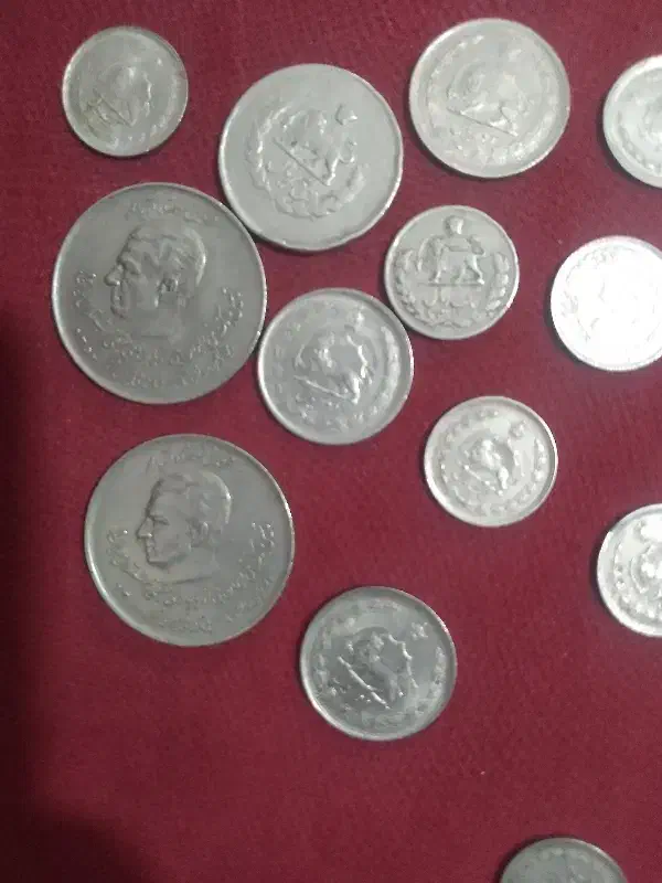 سکه های قدیمی|کلکسیون سکه، تمبر، اسکناس|اقبالیه, |دیوار