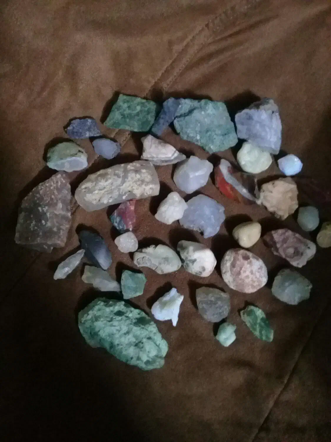 سنگ های قیمتی تراش نخورده|جواهرات|مشهد, شیرودی|دیوار