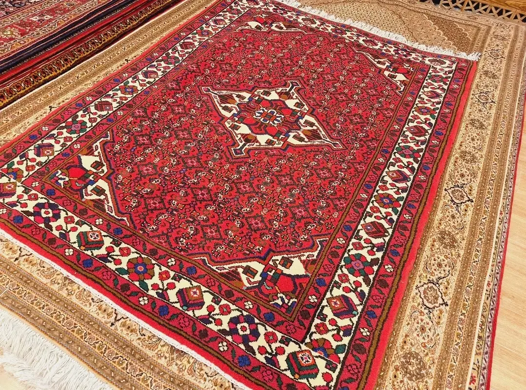 قالی ۳متری دستباف حسین آباد حاشیه کرم رنگ آکبند|فرش|تهران, اکباتان|دیوار
