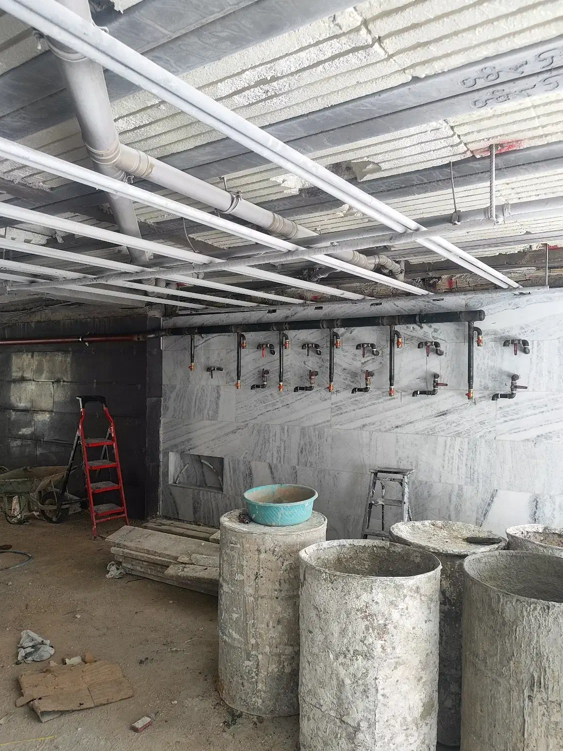 نیازمند به کارگر جهت لوله کشی گاز|خدمات پیشه و مهارت|شیراز, شهرک دارایی|دیوار