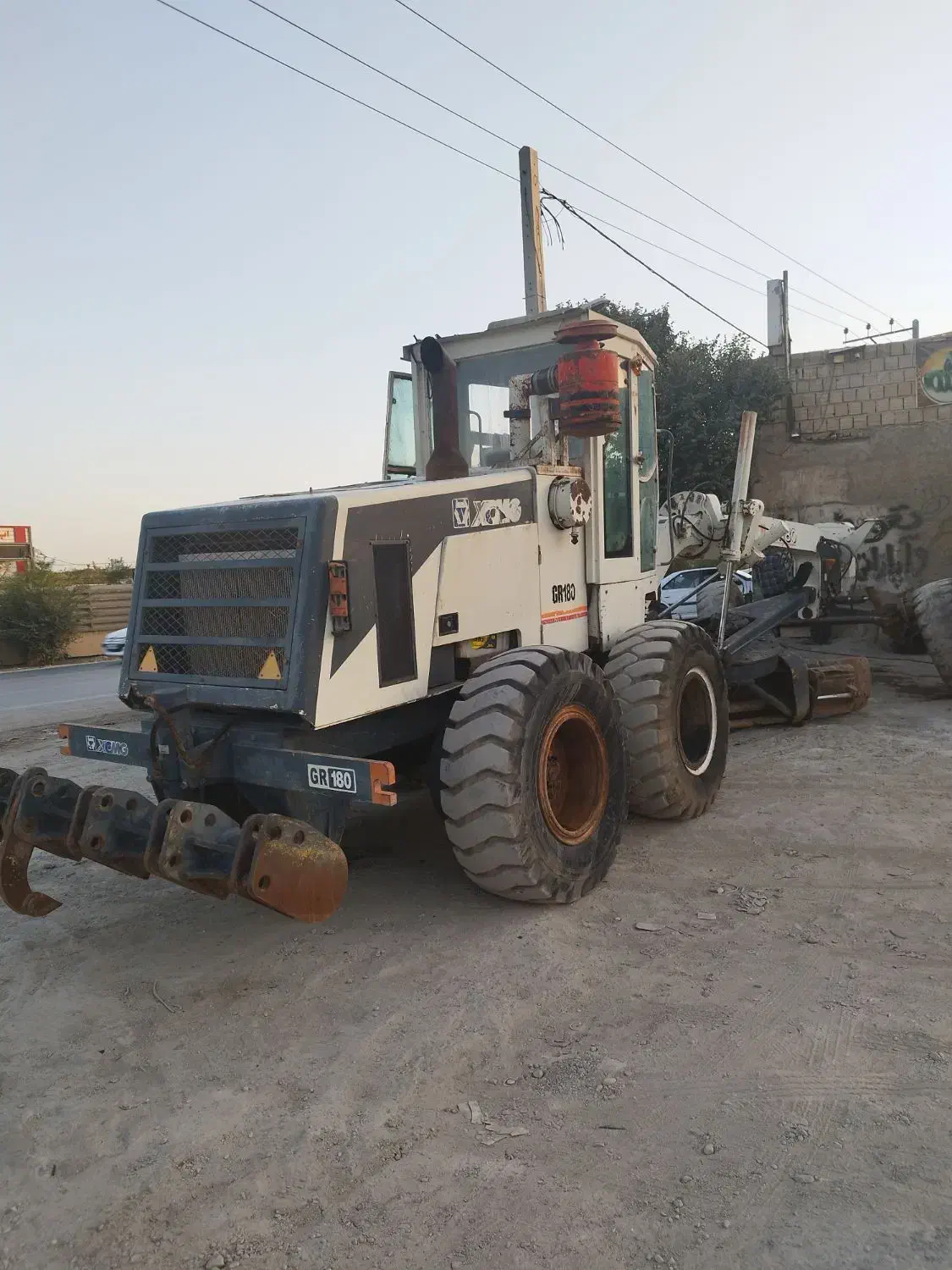 گریدر (معاوضه با لودر)|خودرو سنگین|کرمان, |دیوار