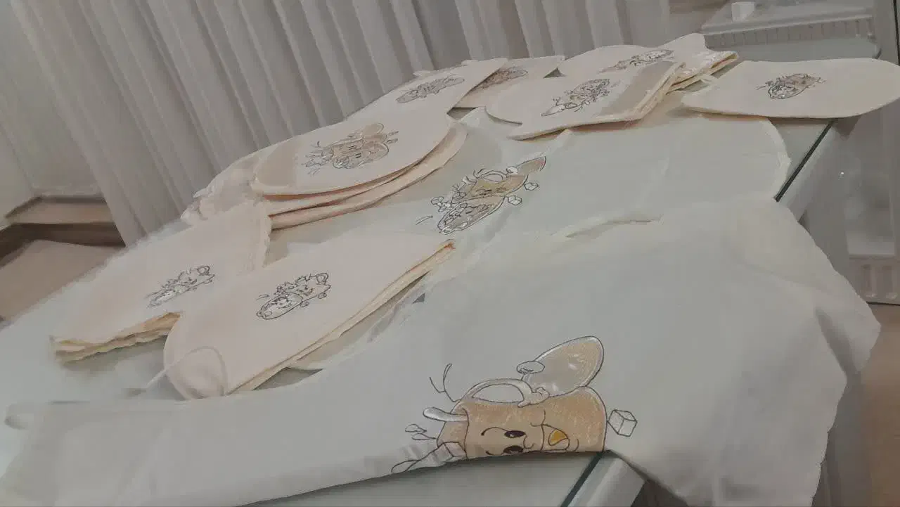 سرویس اشپزخانه نو|سفره، حوله، دستمال آشپزخانه|اردکان, |دیوار