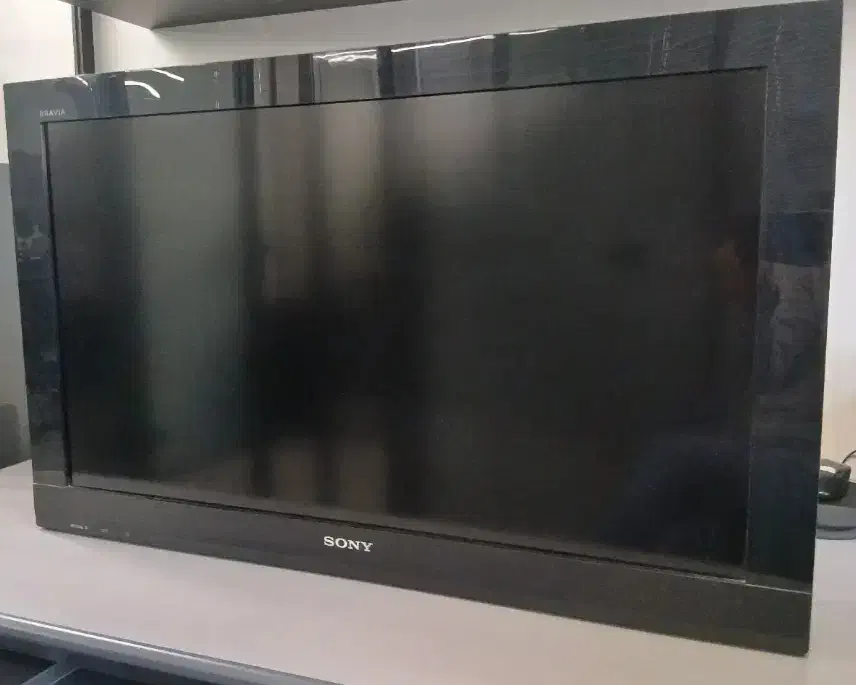 تلویزیون 32اینچ درحدنو|تلویزیون و پروژکتور|اراک, |دیوار