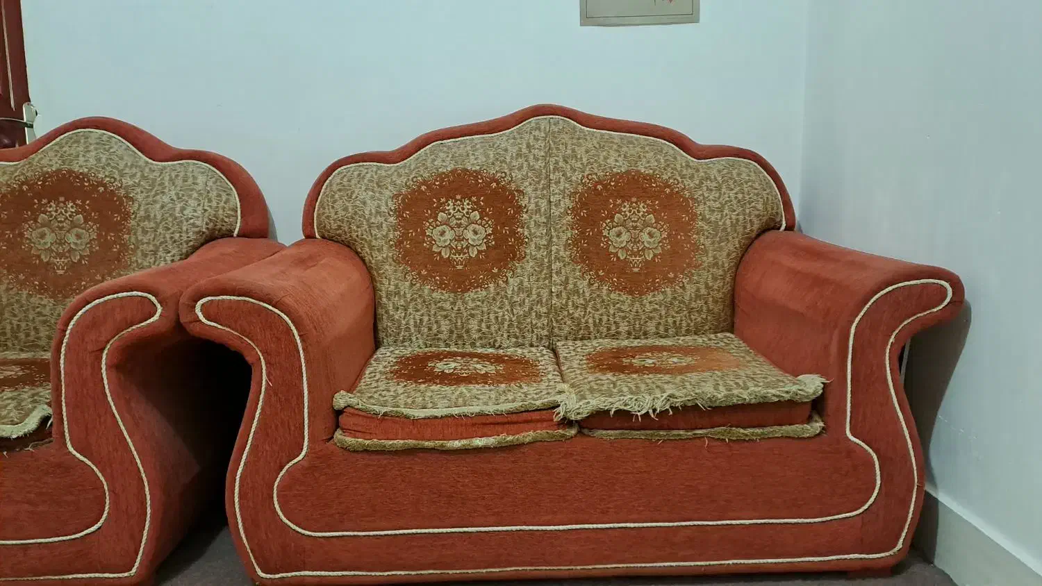 مبل|مبلمان خانگی و میز عسلی|ایلام, |دیوار