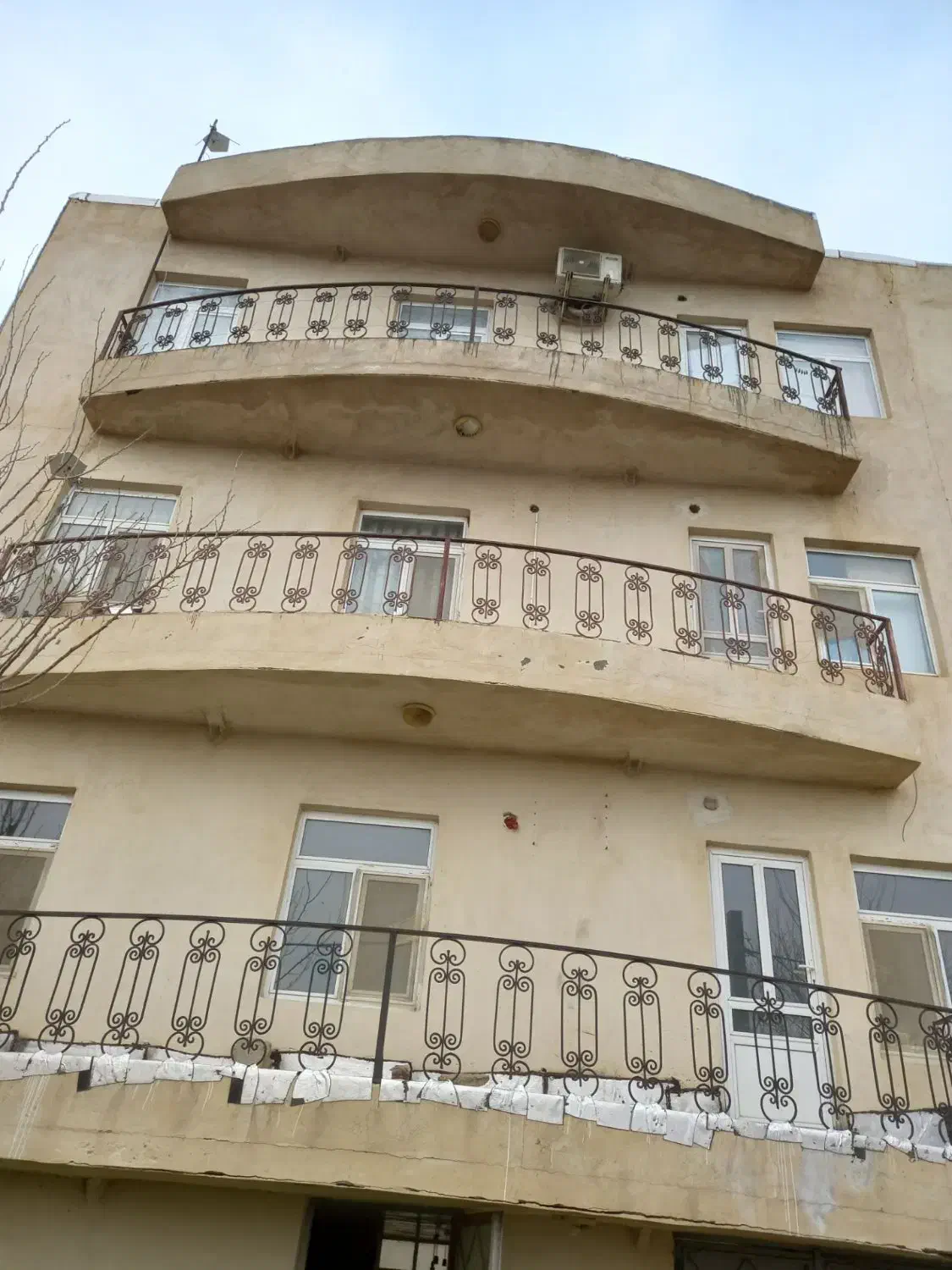 آپارتمان 90 متری جاده گوشلو مسکن مهر بهزیستی|فروش آپارتمان|پارس‌آباد, |دیوار