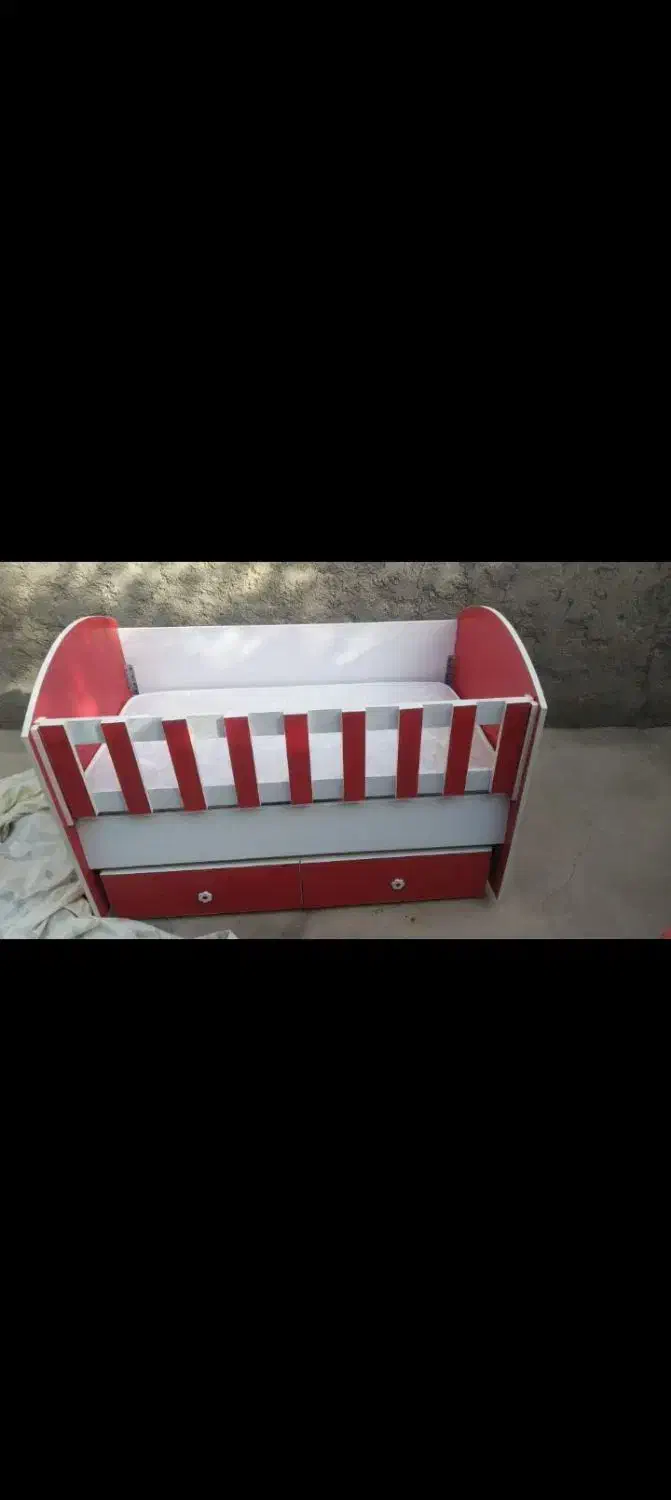 تخت کودک با تشک|تخت و سرویس خواب|اردکان, |دیوار