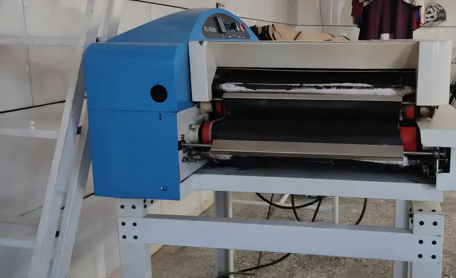 فیوزینگ عرض۴۵|چرخ خیاطی و ریسندگی|بروجرد, |دیوار