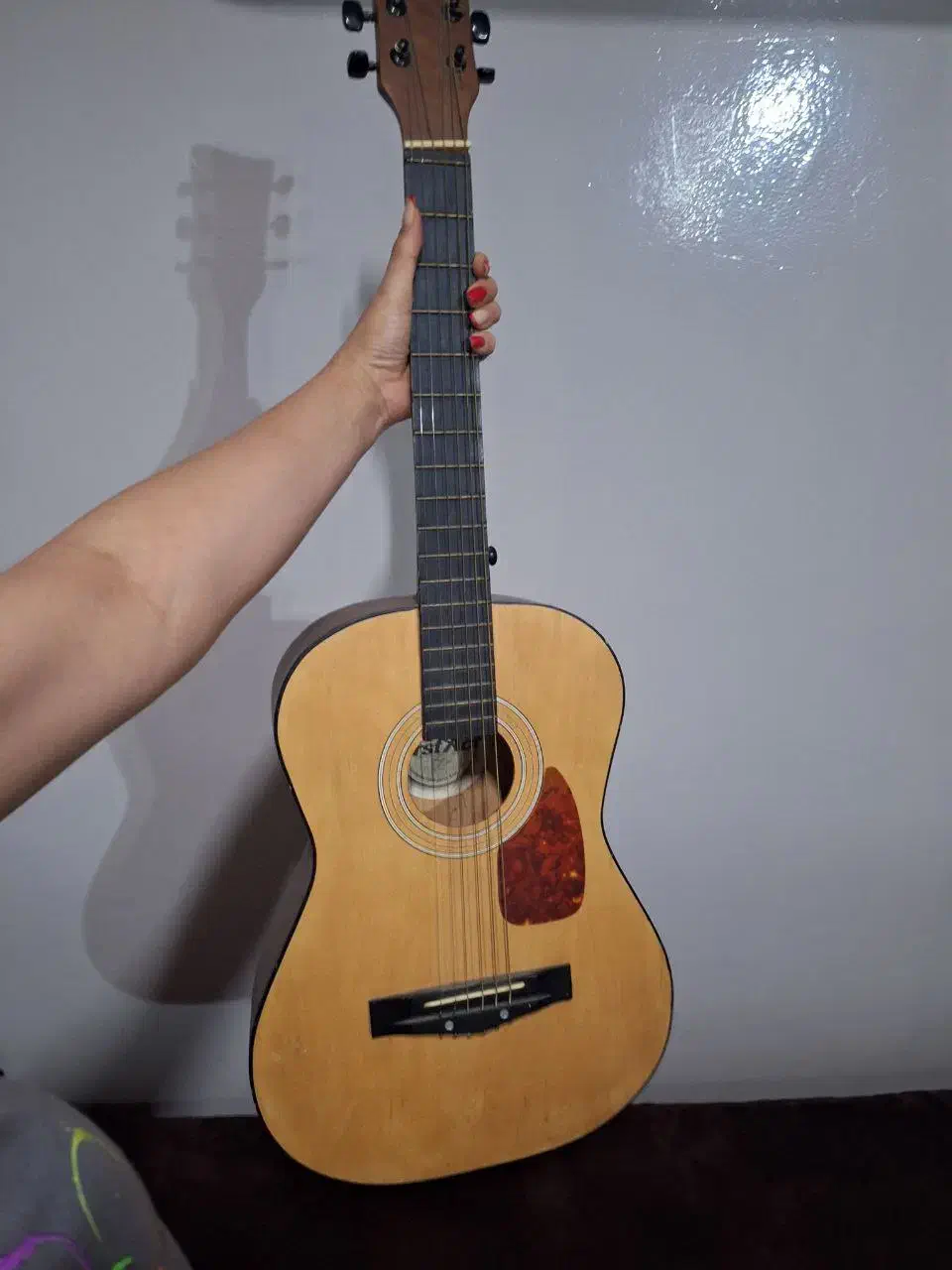 گیتار آکوستیک|گیتار، بیس، امپلیفایر|بندر انزلی, کارآموزی|دیوار