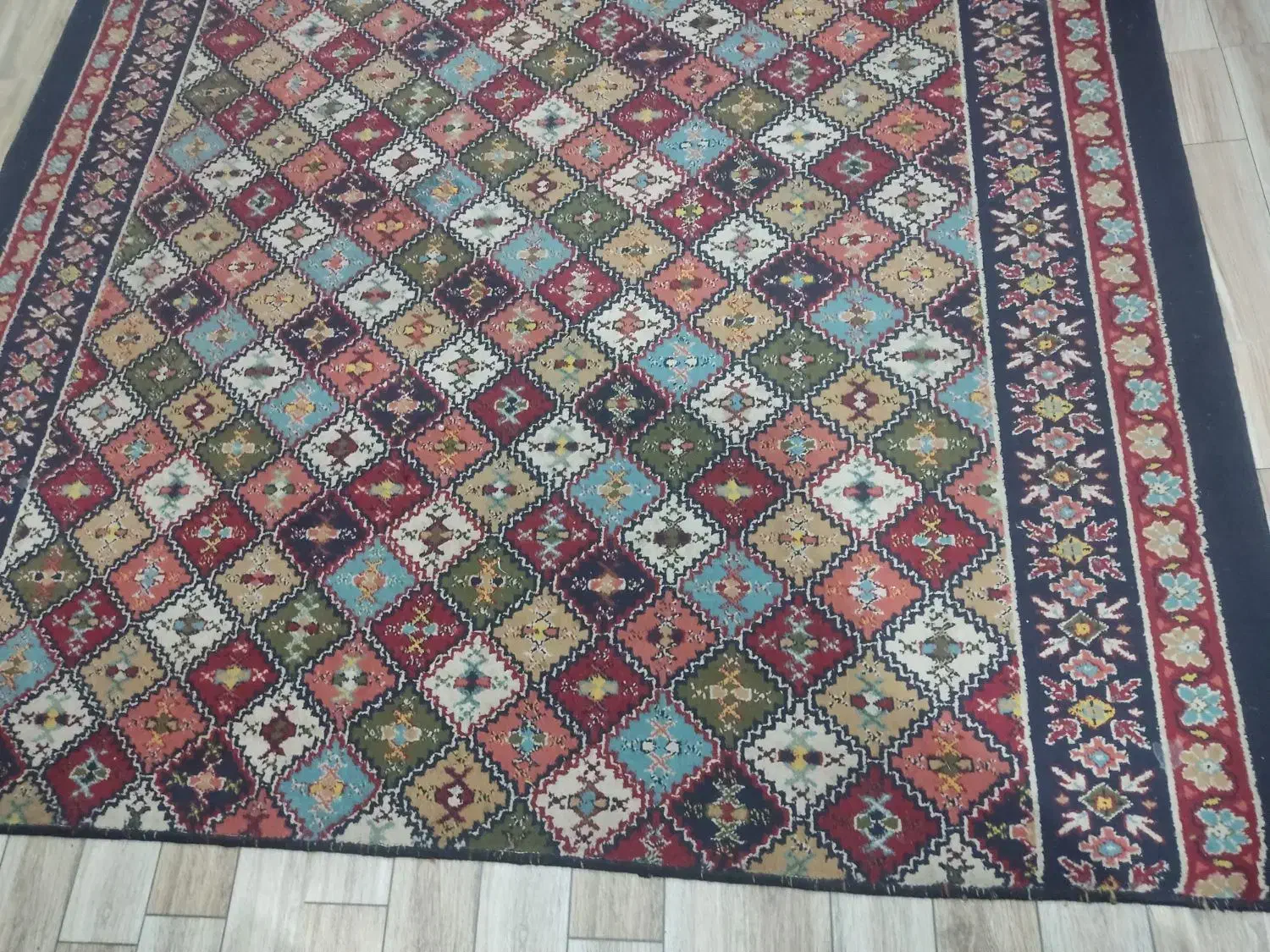 فرش|فرش|اهواز, کمپلو جنوبی|دیوار