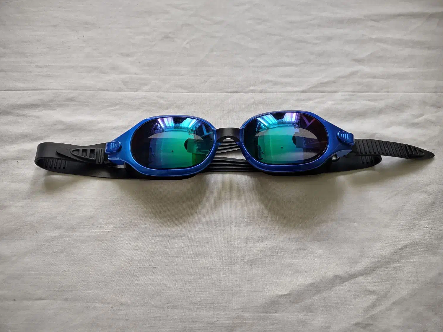 عینک و کلاه شنا (استخر) برند Speedo|غواصی و ورزشهای آبی|بجنورد, |دیوار