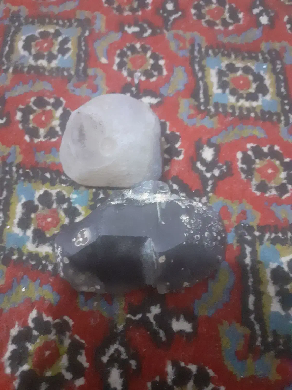 سنگ قدیمی بلیت ونوع یاقوت|جواهرات|خرمآباد, |دیوار