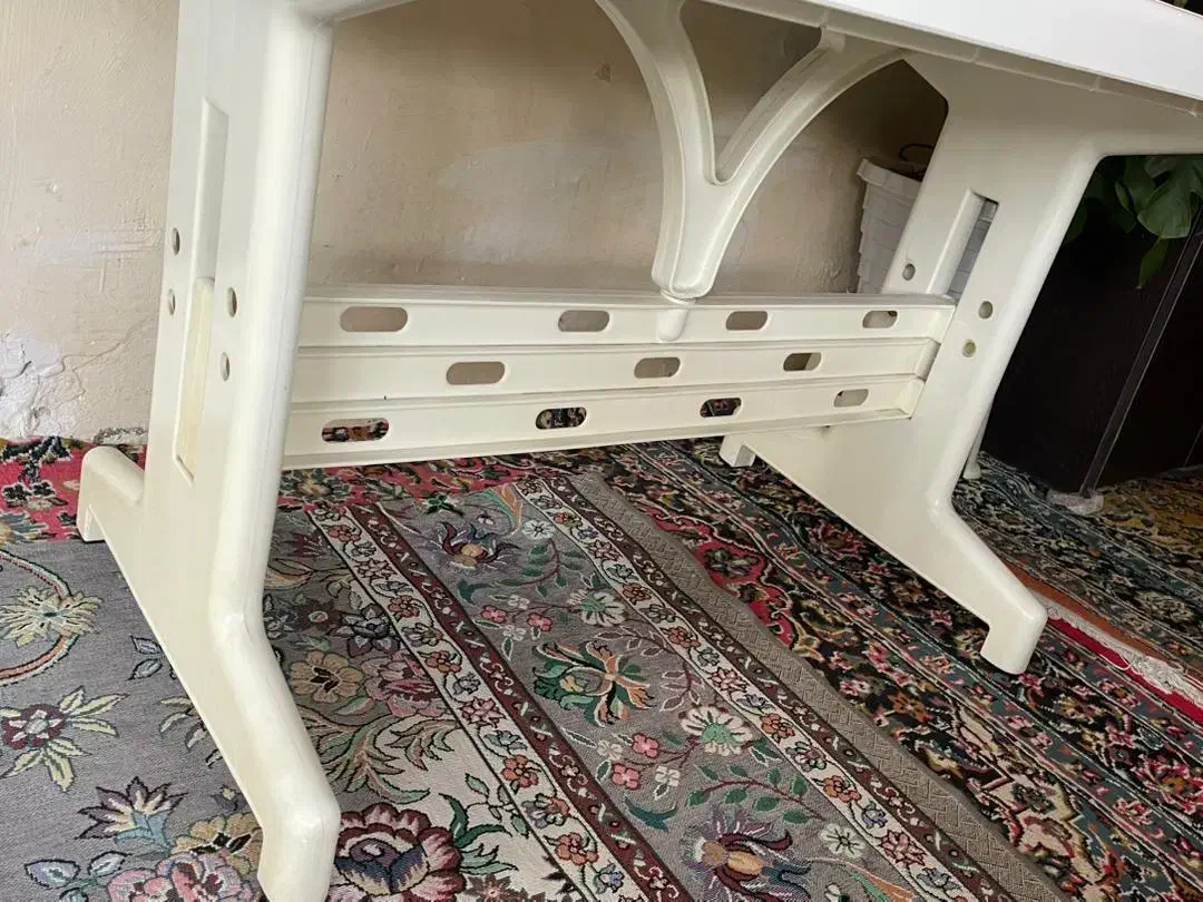 میز پلاستیکی|میز و صندلی غذاخوری|رشت, کوی مهر|دیوار