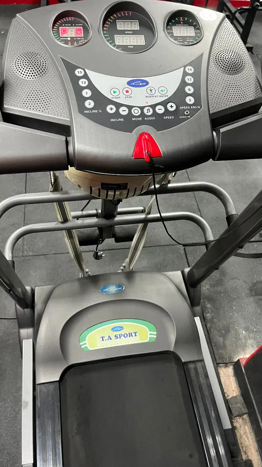 تردمیل ۳ کاره|تجهیزات ورزشی|شیراز, شهرک ایثار|دیوار