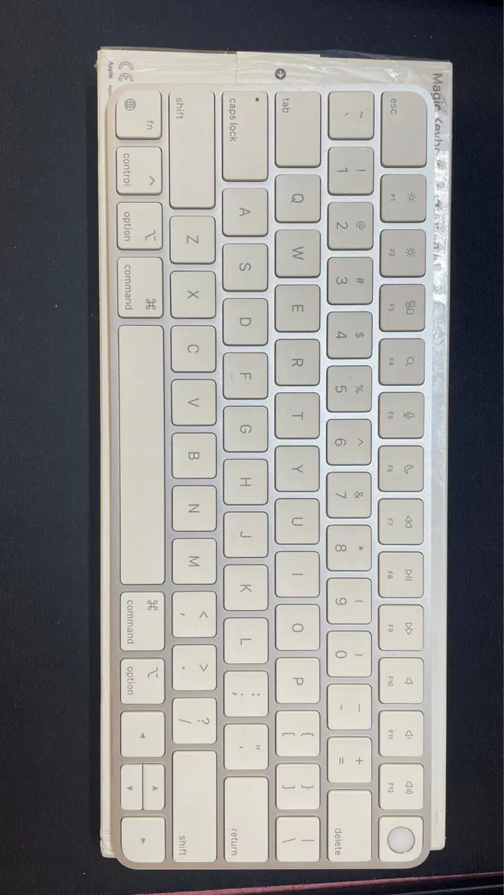 فروشApple Magic Keyboard with Touch ID|قطعات و لوازم جانبی رایانه|تهران, شهرک آزمایش|دیوار