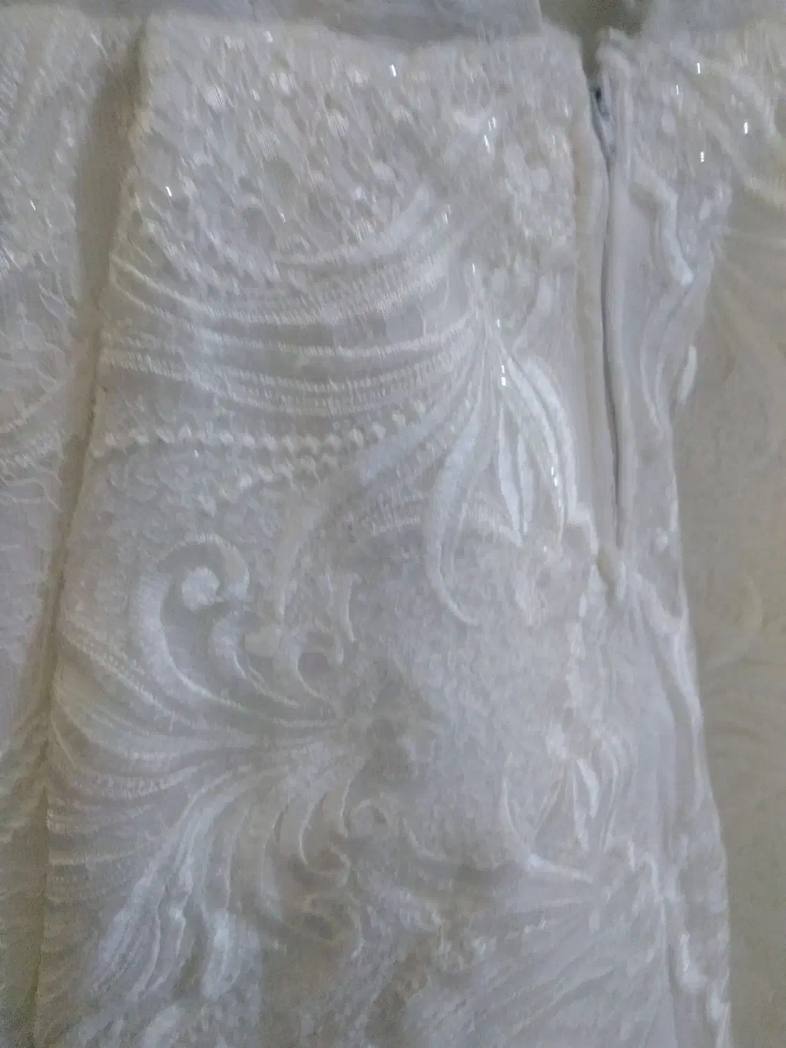 لباس عروس مزونی|لباس|اندیشه, اندیشه فاز ۲|دیوار