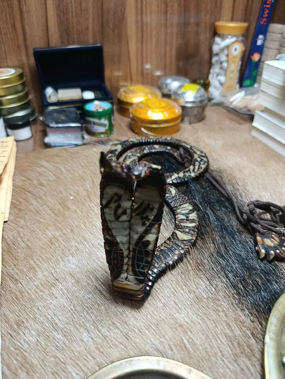 تسبیح هسته خرما حکاکی عقاب|بدلیجات|ارومیه, |دیوار