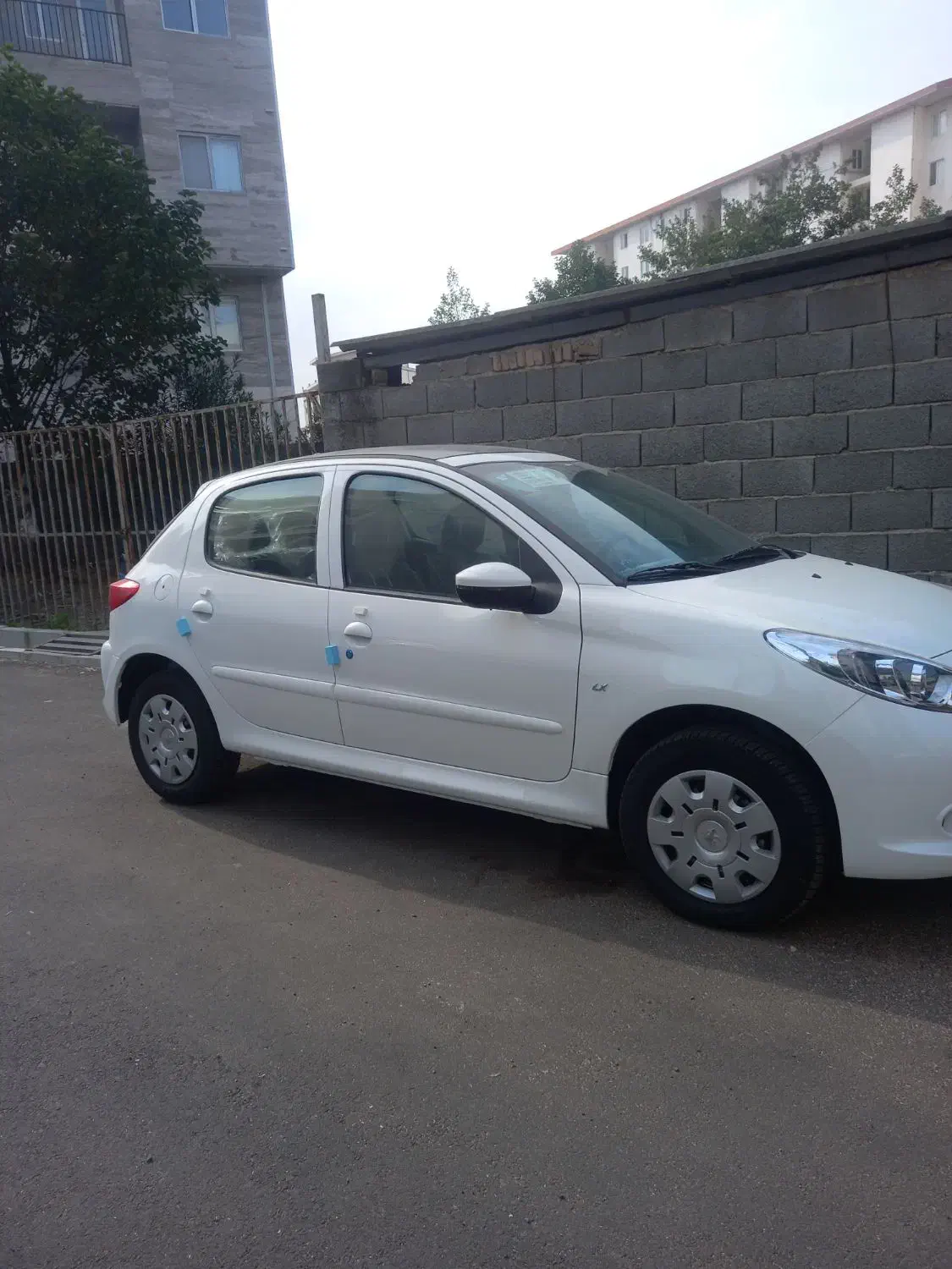 ۲۰۷ پانا خشک|خودرو سواری و وانت|تنکابن, |دیوار