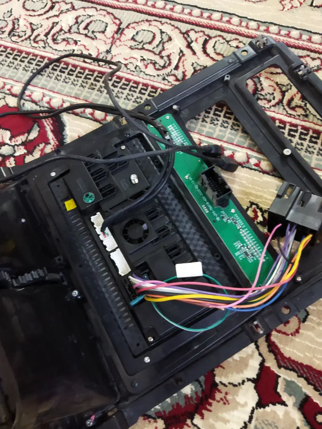 مانیتور و قاب  پژو ۴۰۵و پژو پارس|قطعات یدکی و لوازم جانبی|سیب و سوران, |دیوار