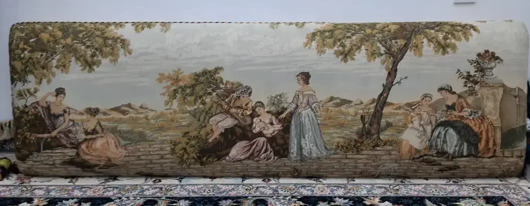 پشتی|مبلمان خانگی و میز عسلی|ایوان, |دیوار