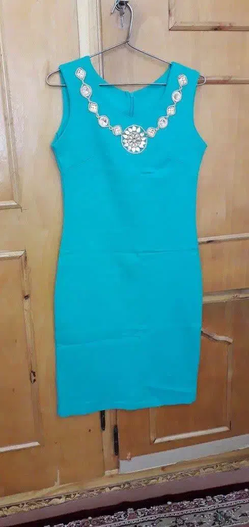 لباس مجلسی|لباس|سراب, |دیوار