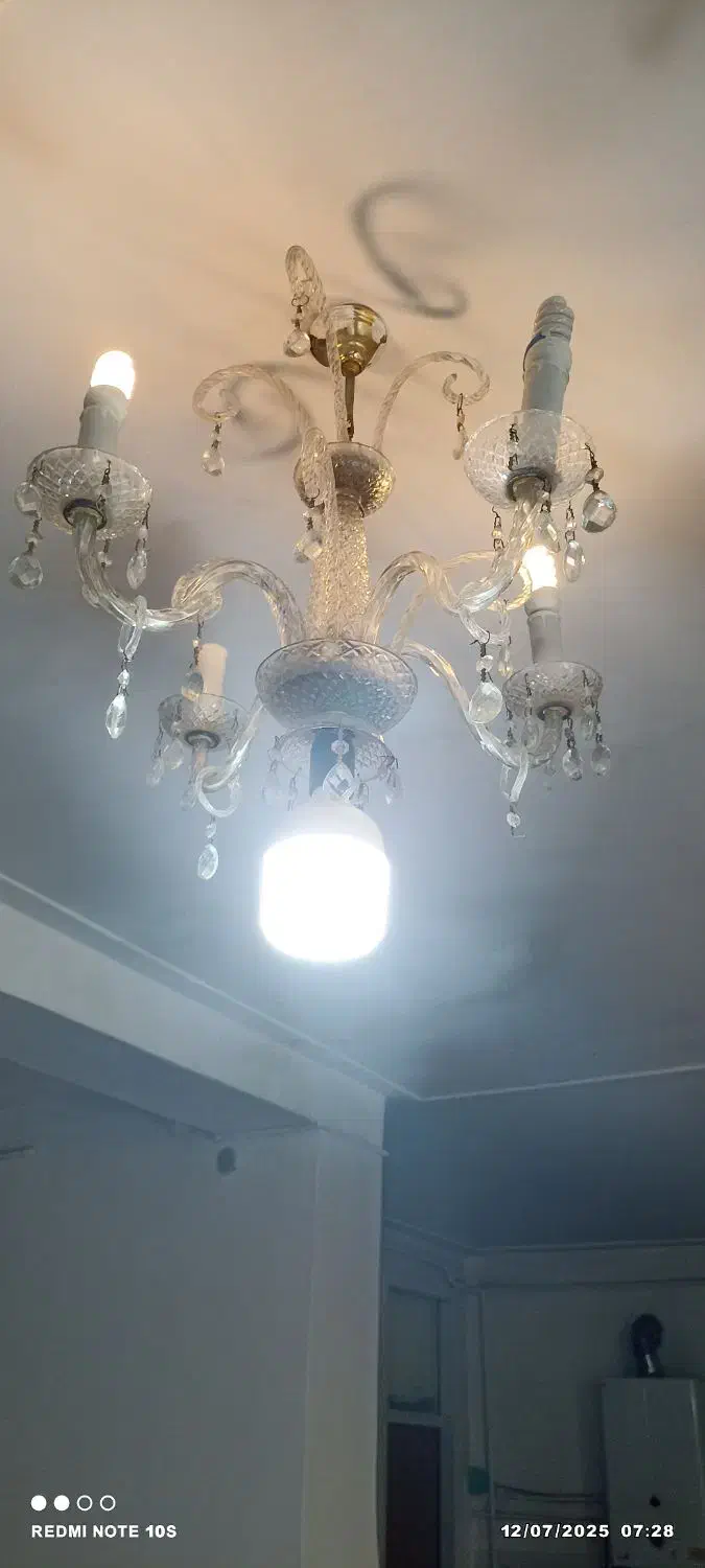 لوستر قدیمی کلاسیک|لوستر و چراغ آویز|کرمانشاه, |دیوار