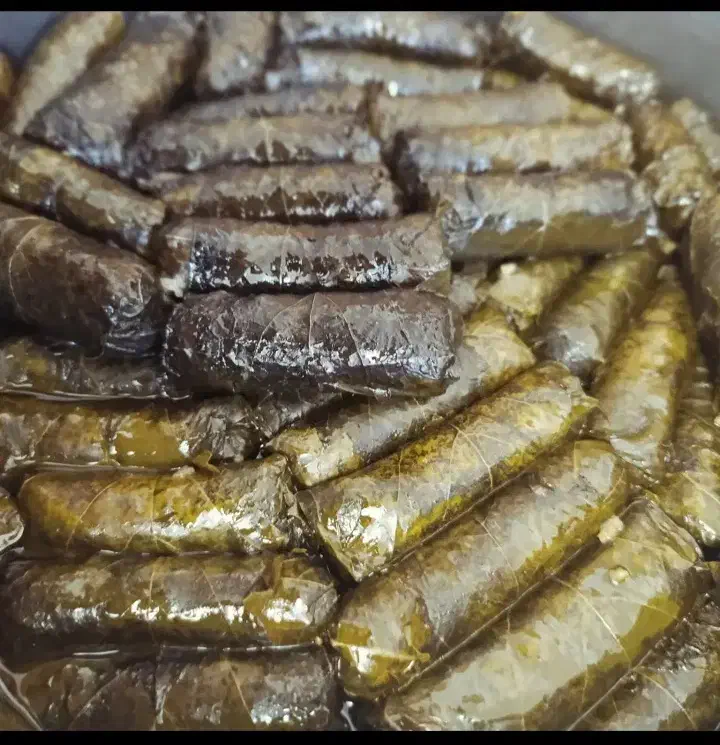 برگ مو ودلمه|خوردنی و آشامیدنی|تهران, والفجر (افسریه)|دیوار