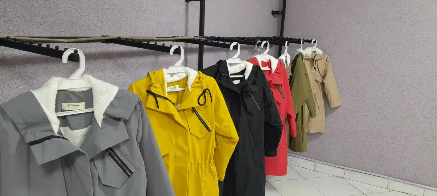 کاپشن کاملا ضد آب داخل تدی قیمت ۱۳۰۰میلیون مقطوع|لباس|چمستان, |دیوار