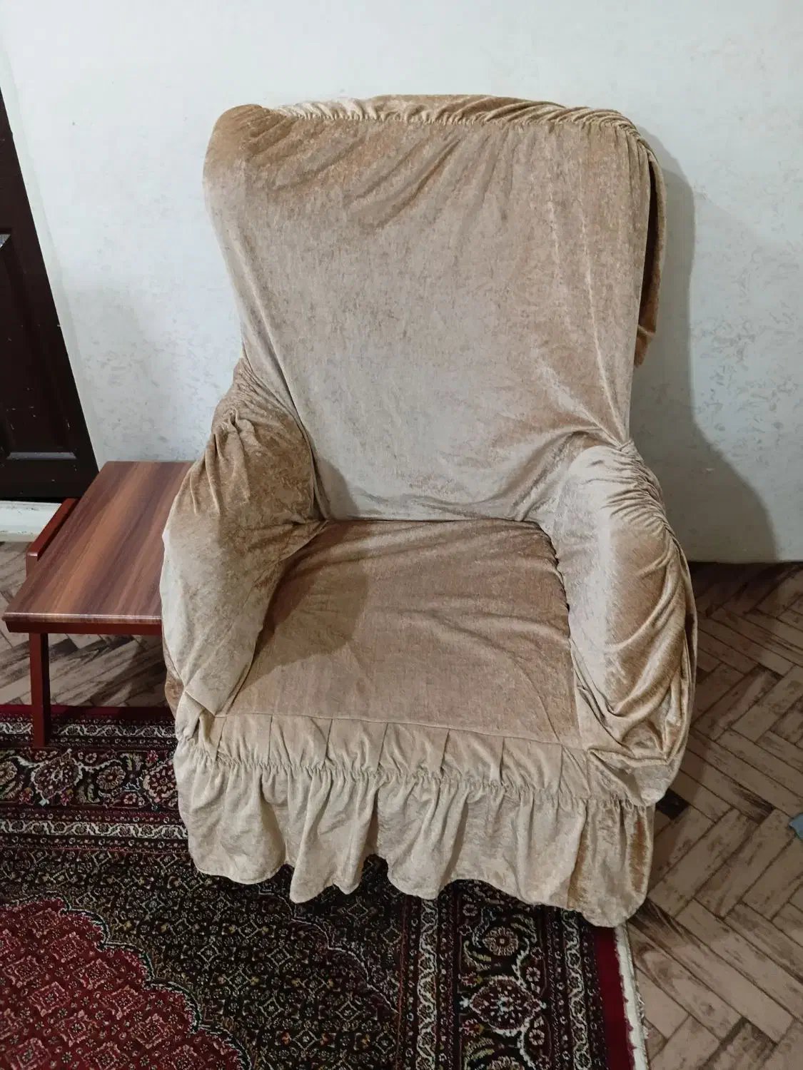 کاور پارچه ای مبل چستر|مبلمان خانگی و میز عسلی|اردبیل, |دیوار