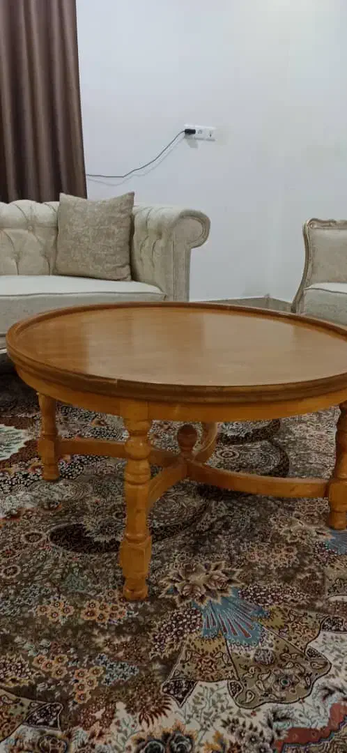 سلام ۲ عدد جلو مبلی  چوبی تمیز  بدون ضربه و خوردگی|مبلمان خانگی و میز عسلی|اهواز, شریعتی جنوبی|دیوار