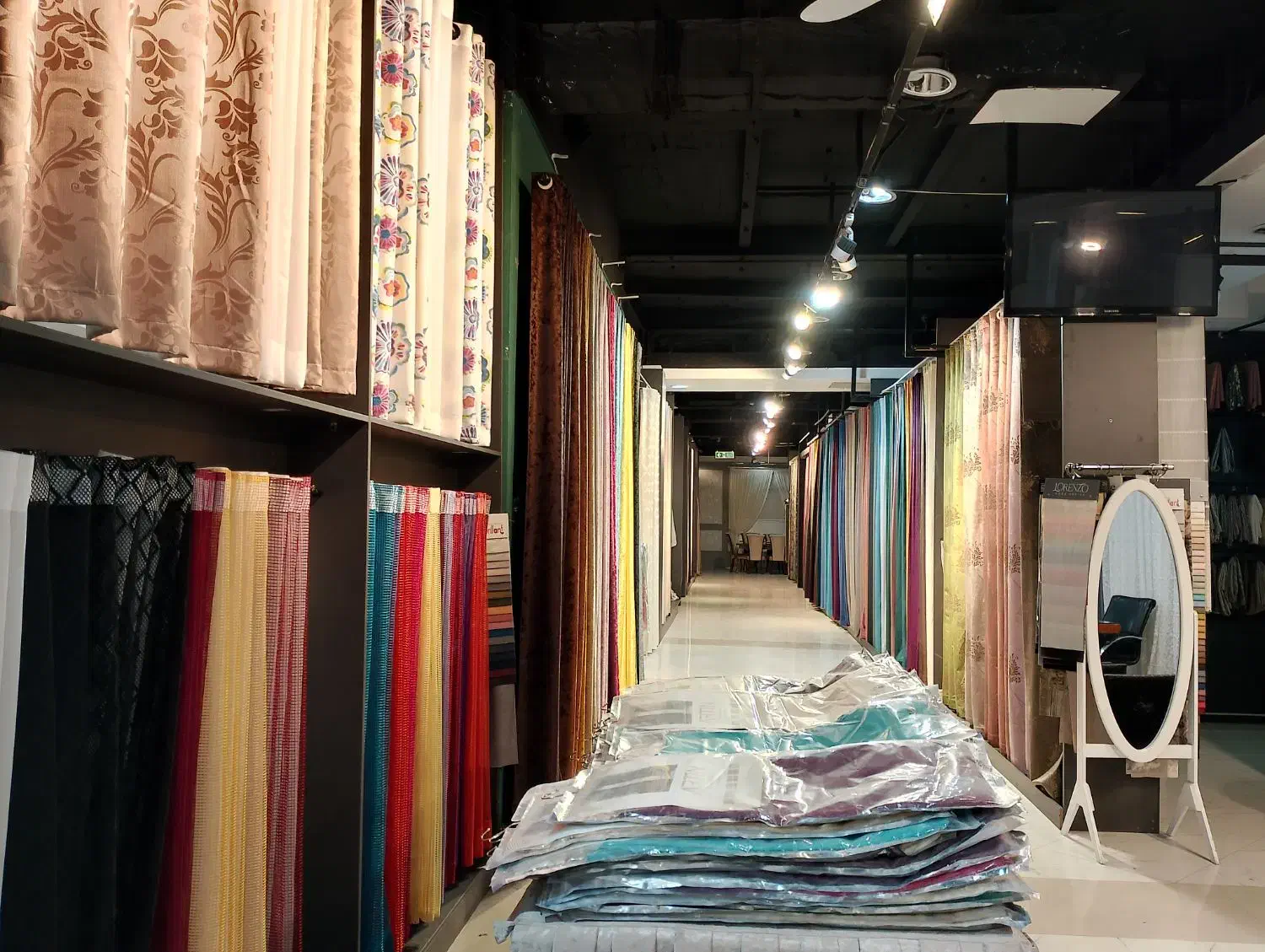 پرده اقتصادی|پرده، رانر، رومیزی|مشهد, شهید فرامرز عباسی|دیوار