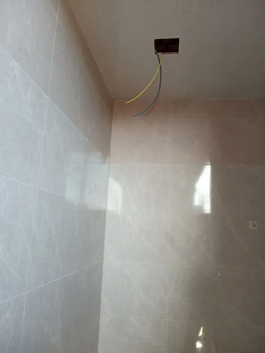 کاشی کار|خدمات پیشه و مهارت|رامهرمز, |دیوار