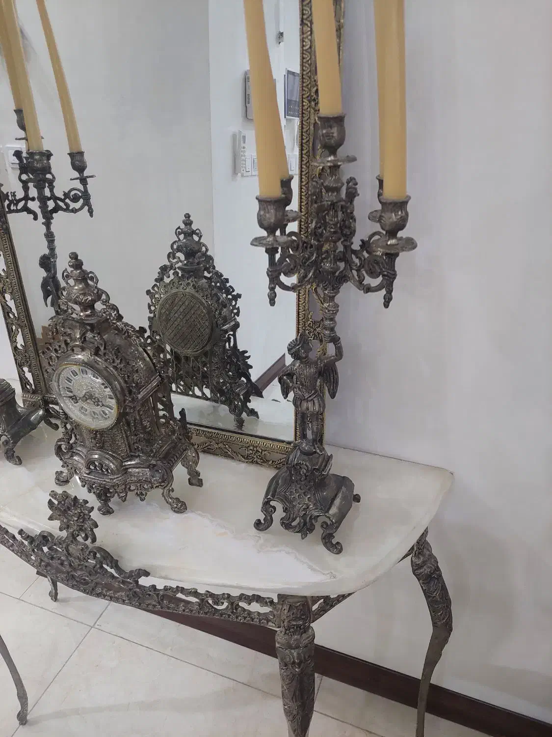 اینه وشمعدان برنز|بوفه، ویترین، کنسول|محمدشهر, محمدشهر|دیوار