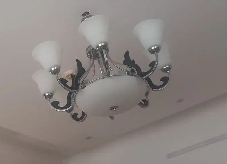 لوستر ۸ شعله|لوستر و چراغ آویز|مشهد, امیریه|دیوار