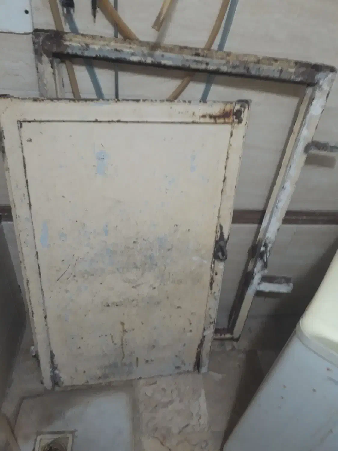 درب کوله|مصالح و تجهیزات ساختمان|زاهدان, |دیوار