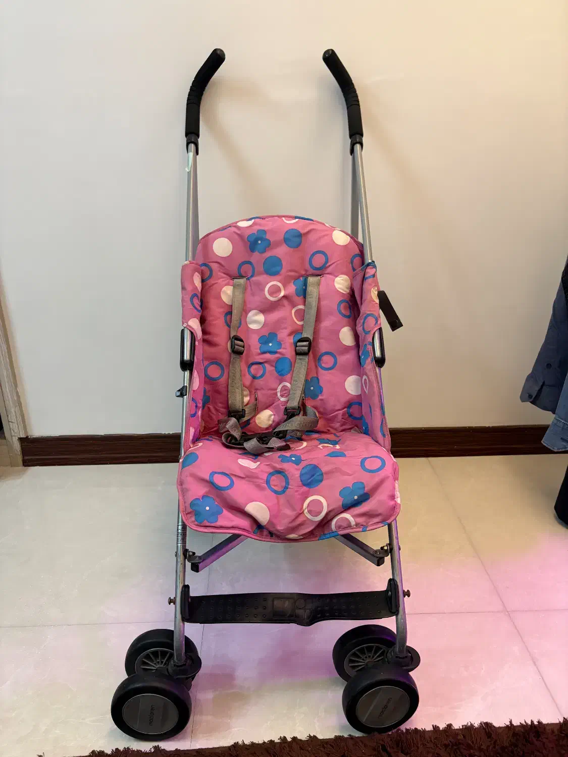 کالسکه عصایی مک لارن Maclaren صورتی (قابل مذاکره )|کالسکه و لوازم جانبی|اهواز, کیان اباد|دیوار