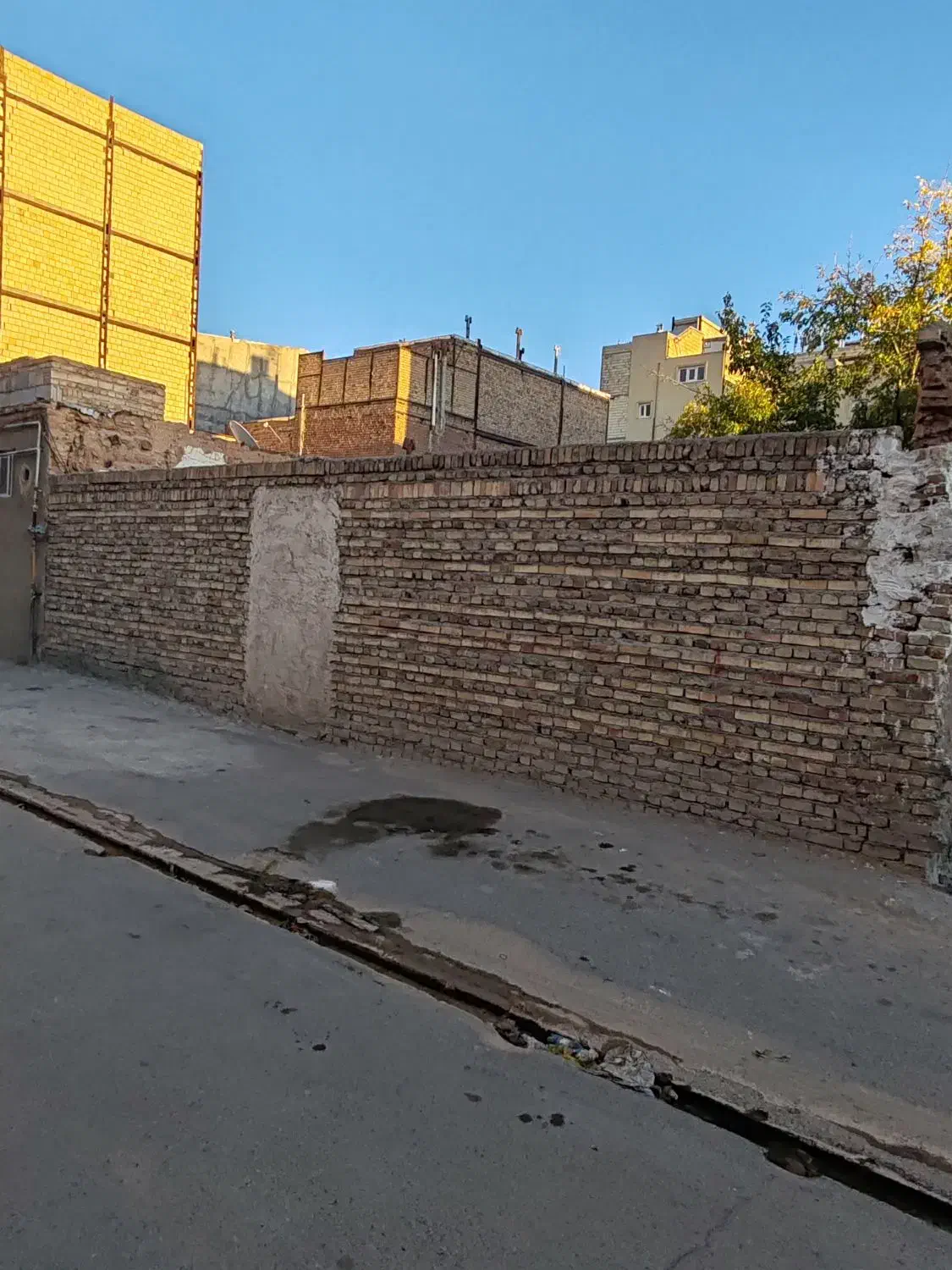 حیاط کلنگی 152متر دارایی 4 مفتح امامدوست شربت زاده|فروش خانه و ویلا|تبریز, |دیوار