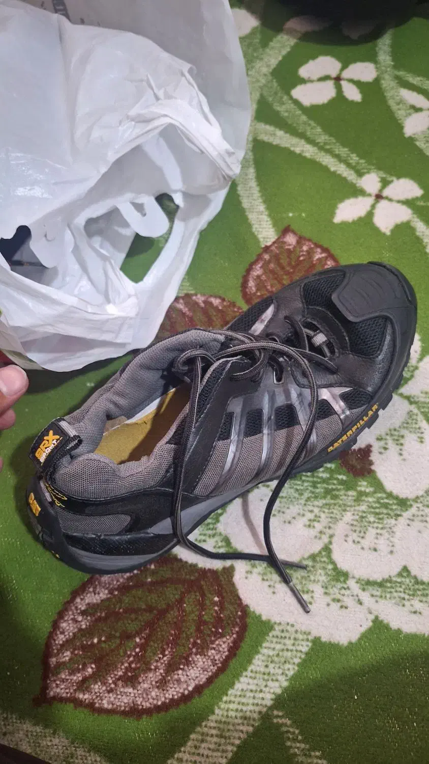 کفش اورجینال کاترپیلار|کیف، کفش، کمربند|یاسوج, |دیوار