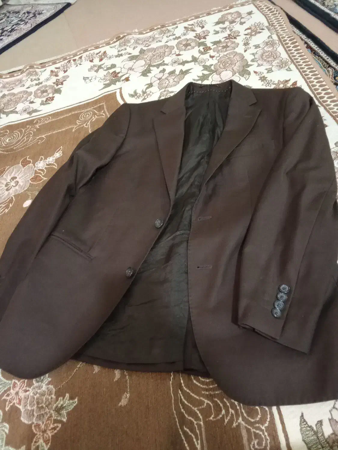 تک کت|لباس|ارومیه, |دیوار